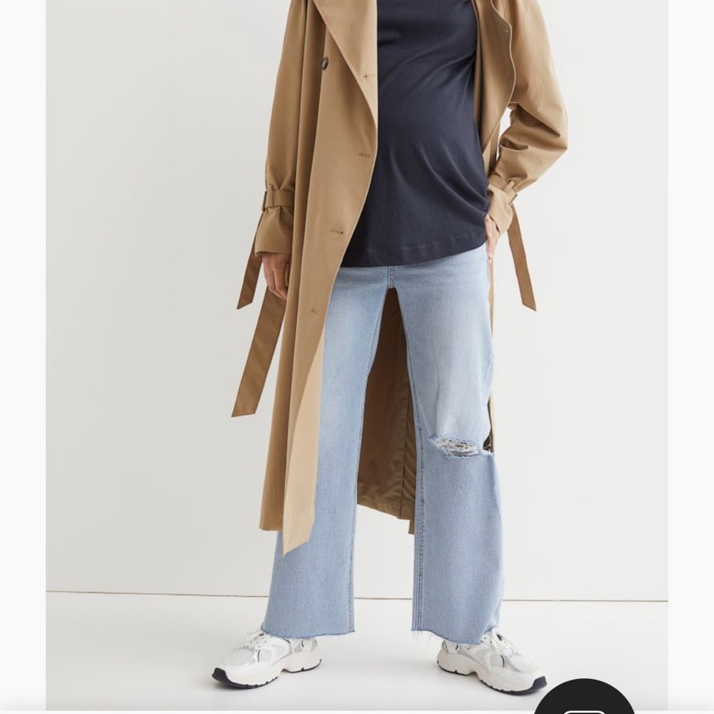 New with tags - H&M MAMA Wide High Ankle Jeans - maternity size medium